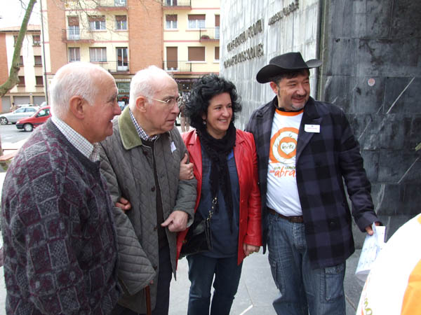 unancianounabrazo 078