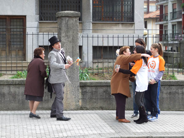unancianounabrazo 207